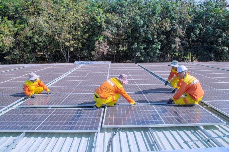solar panel installers